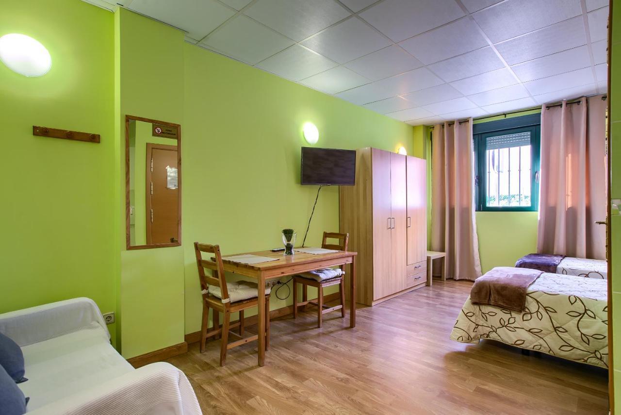 Apartamentos Barajas Мадрид Екстериор снимка