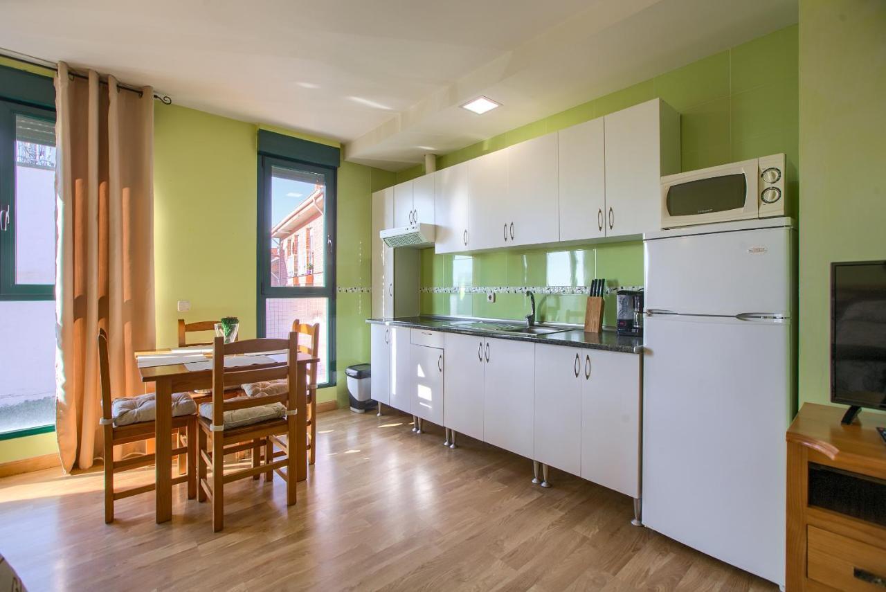 Apartamentos Barajas Мадрид Екстериор снимка