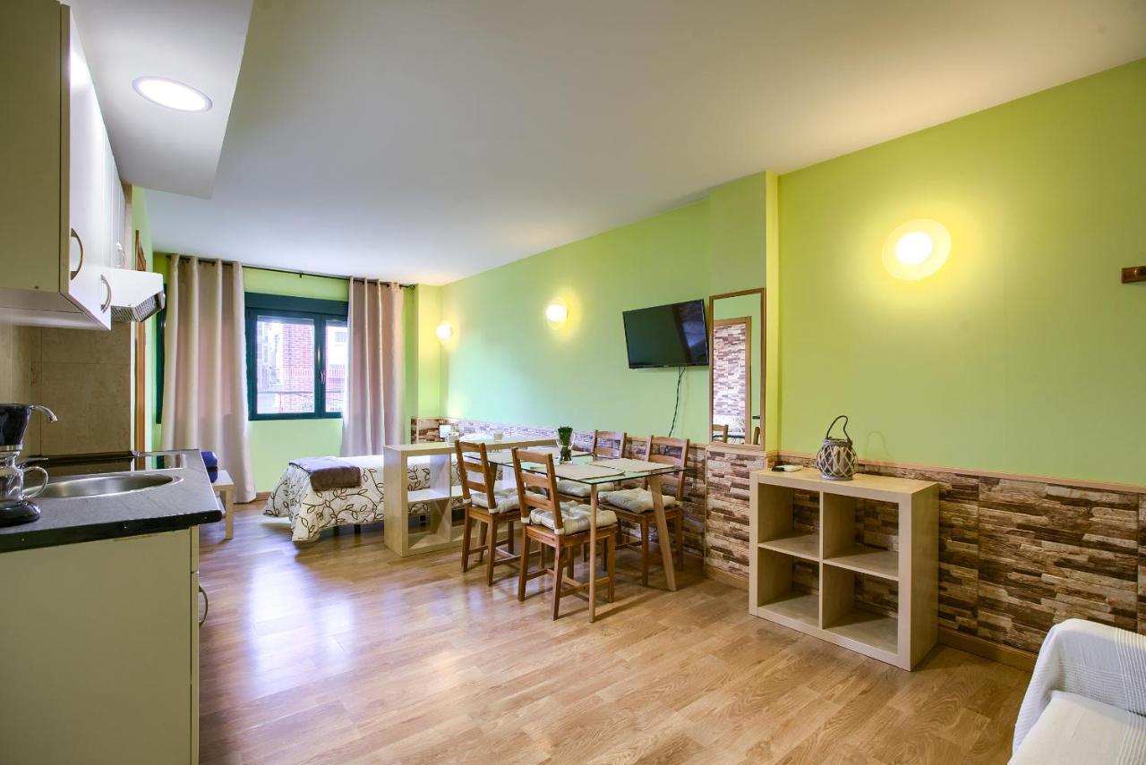 Apartamentos Barajas Мадрид Екстериор снимка