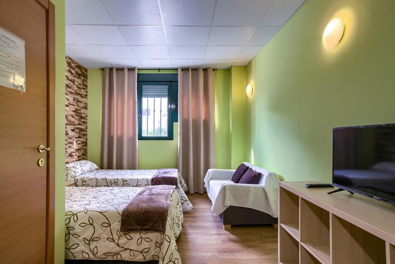 Apartamentos Barajas Мадрид Екстериор снимка