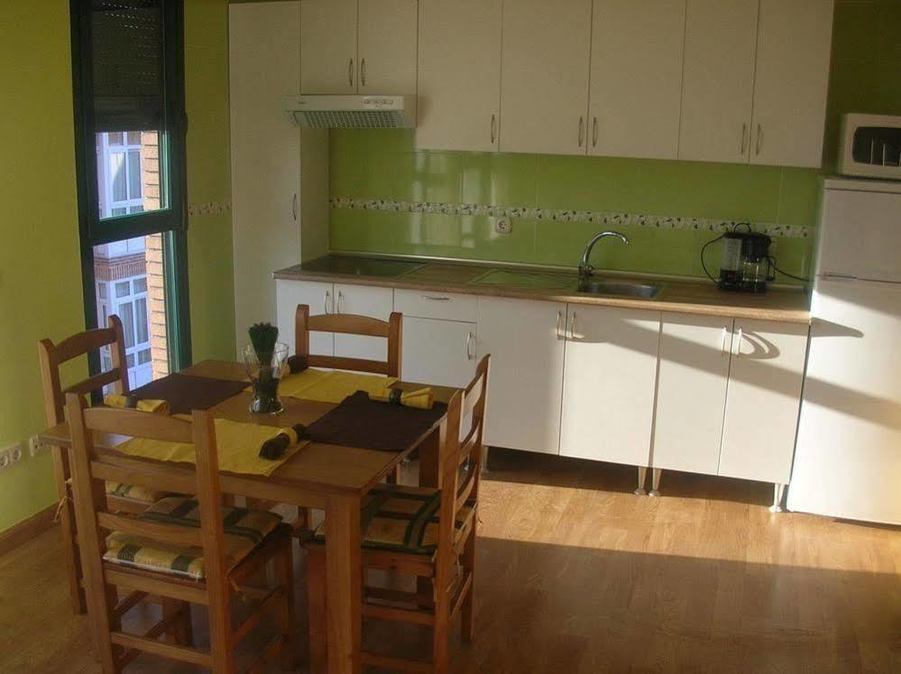 Apartamentos Barajas Мадрид Екстериор снимка